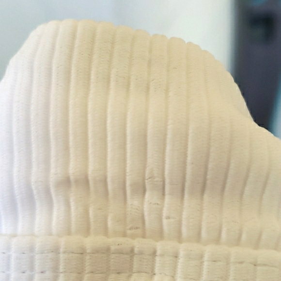 NEW Frankie's Bikinis Austin Front Knot Rib Top - Picture 12 of 15